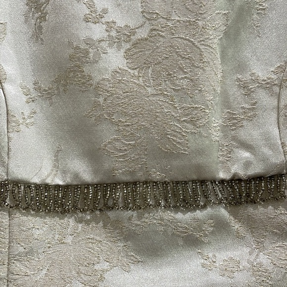 Jessica McClintock Girls Size 12 Beaded Floral Gown Dress Ivory Gold - Picture 4 of 14